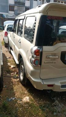 Mahindra Scorpio S4 2014