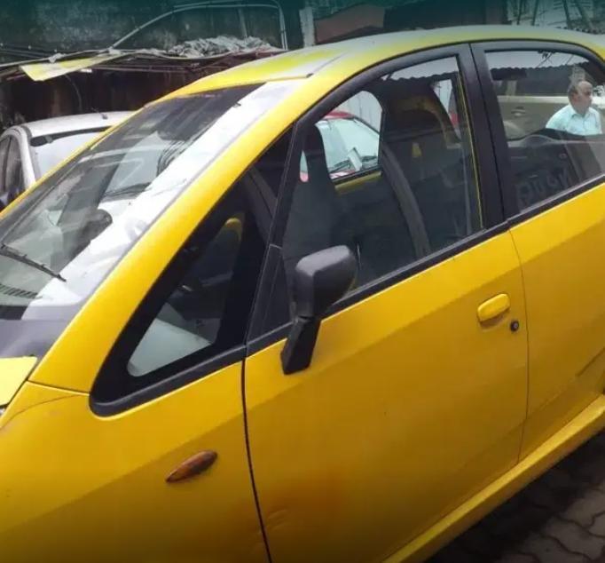 Tata Nano LX 2010