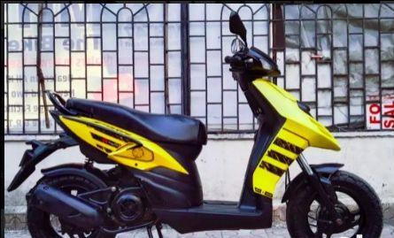 Aprilia SR125 Storm 2019