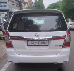 Toyota Innova 2.5 G 7 STR BS IV 2016