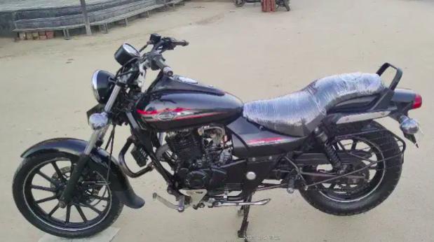 Bajaj Avenger Street 220 2016