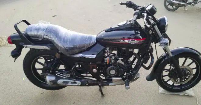 Bajaj Avenger Street 220 2016
