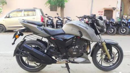 TVS Apache RTR 200 4V Fi 2016