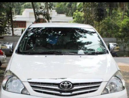Toyota Innova 2.5 GX 7 STR BS III 2013