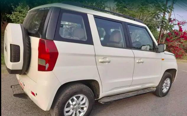 Mahindra TUV300 T8 2016