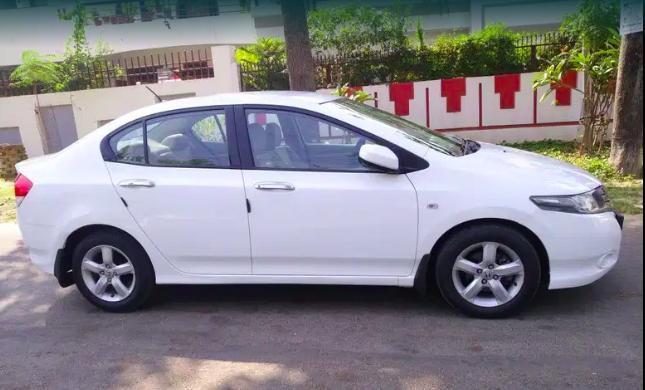 Honda City V i-VTEC 2010 