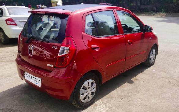 Hyundai i10 Sportz 1.2 2012