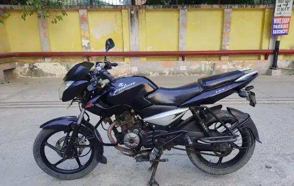 Bajaj Pulsar 135LS 2011