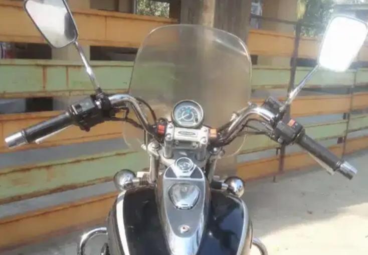 Bajaj Avenger Cruise 220 2017