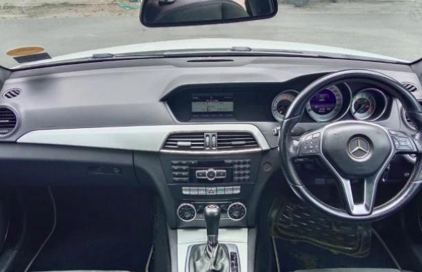 Mercedes-Benz C-Class 220 CDI AT 2014