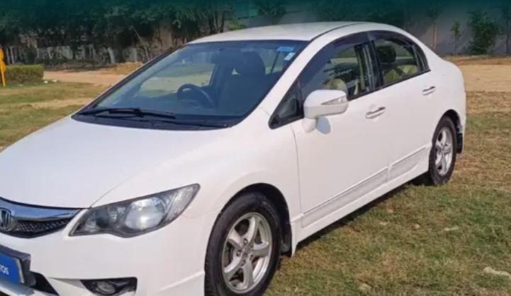 Honda Civic 1.8 V AT 2010