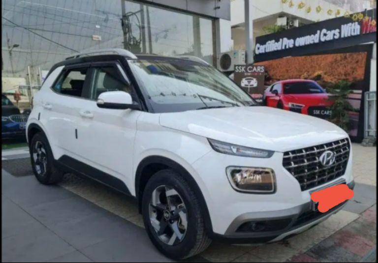 Hyundai Venue SX Plus 1.0 Turbo DCT Dual Tone BS6 2020