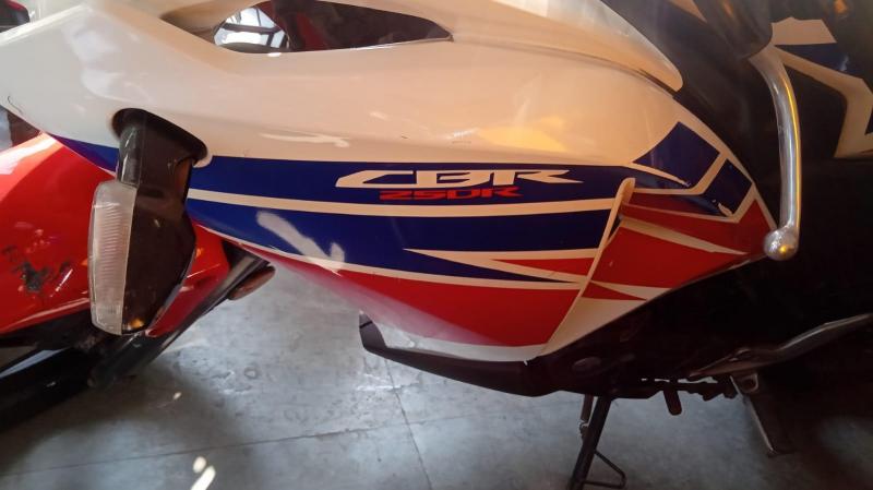 Honda CBR 250R 2015