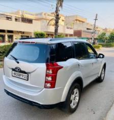 Mahindra XUV500 W8 2WD 2012