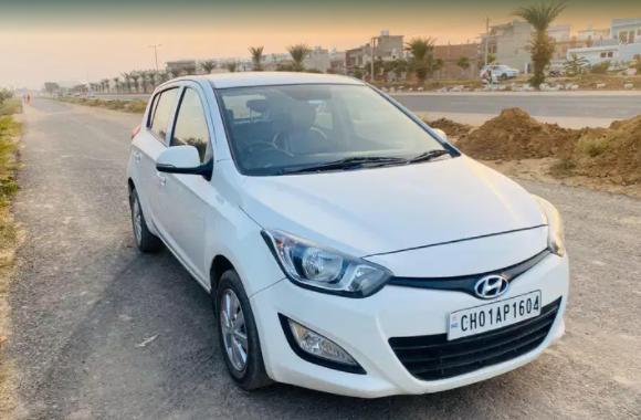 Hyundai i20 Sportz 1.4 CRDi 2012