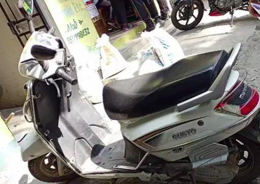 Mahindra Gusto 110cc DX 2016