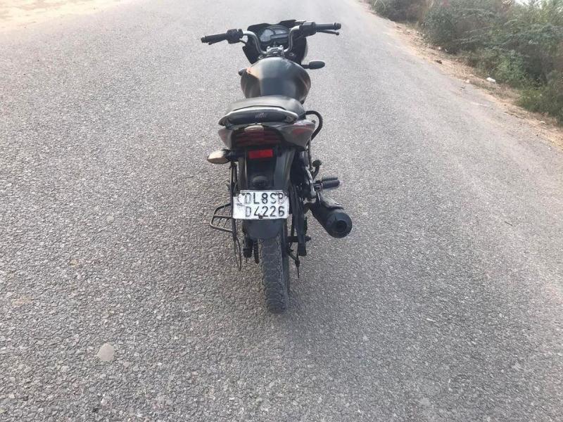 Bajaj Discover 125ST 2013