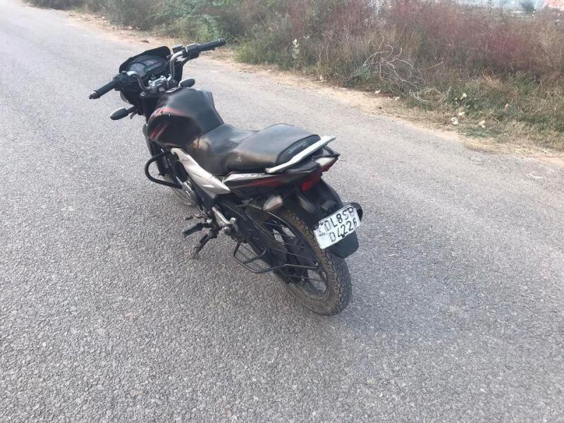 Bajaj Discover 125ST 2013