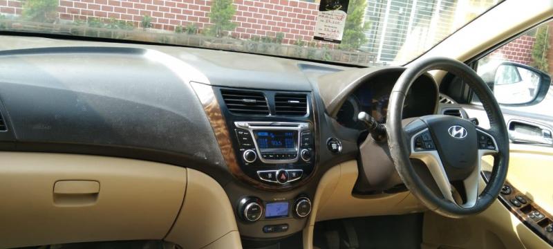 Hyundai Verna 1.6 CRDI SX 2012