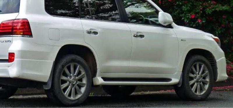 Lexus LX 570 2021