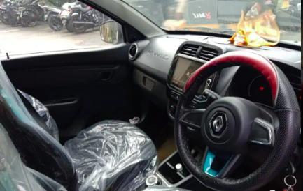 Renault KWID 1.0 RXT AMT 2020