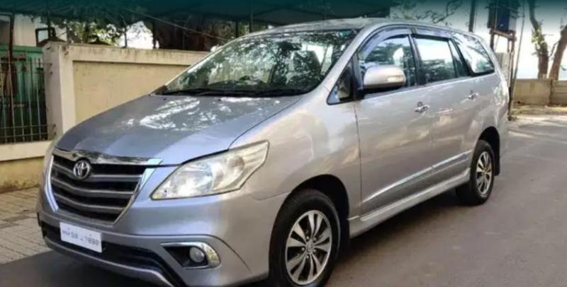 Toyota Innova 2.5 V 8 STR 2015