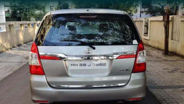 Toyota Innova 2.5 V 8 STR 2015