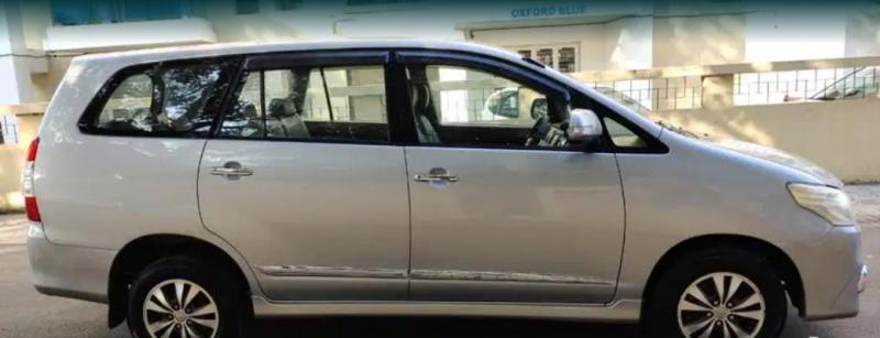 Toyota Innova 2.5 V 8 STR 2015