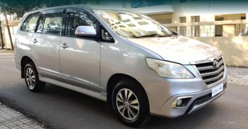Toyota Innova 2.5 VX 8 STR BS IV 2011