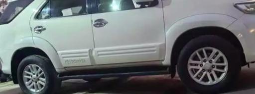 Toyota Fortuner 3.0 4X4 MT 2014