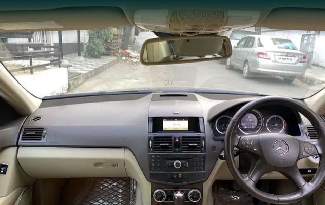 Mercedes-Benz C-Class 220 CDI AT 2009