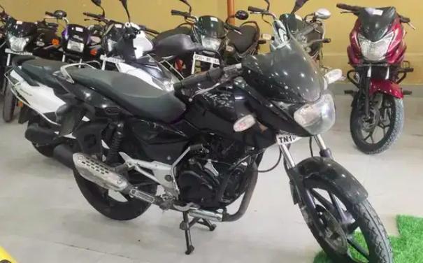 Bajaj Pulsar 150cc 2010