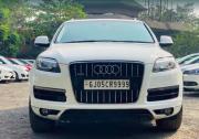 Audi Q7 3.0 TDI quattro Technology Pack 2011