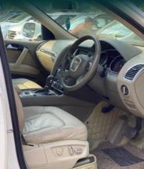 Audi Q7 3.0 TDI quattro Technology Pack 2011