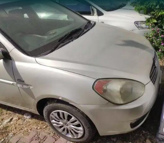 Hyundai Verna VGT CRDI SX 1.5 2009