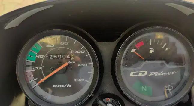 Hero CD Deluxe 100cc 2012
