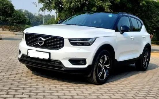Volvo XC40 D4 R-Design 2021