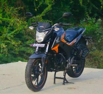 Honda CB Hornet 160R STD 2018