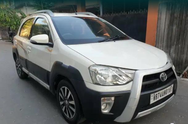 Toyota Etios Cross 1.2 G 2015