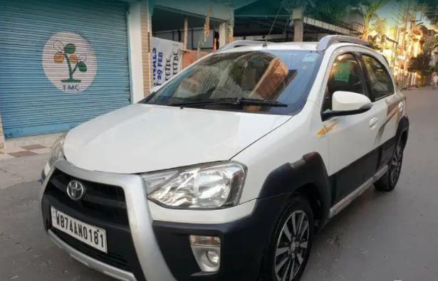 Toyota Etios Cross 1.2 G 2015