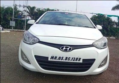 Hyundai i20 Sportz AT 1.4 2013