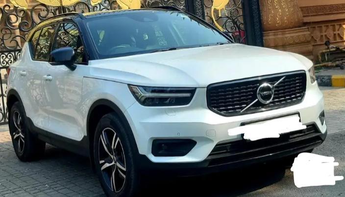 Volvo XC40 D4 R-Design 2021