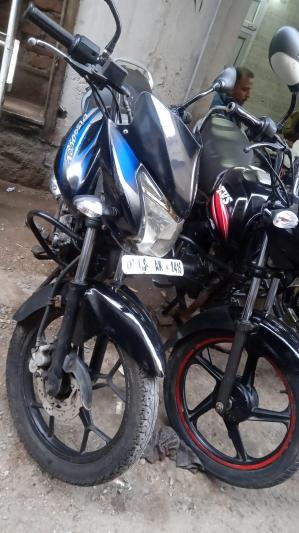 Bajaj Discover 125ST 2012