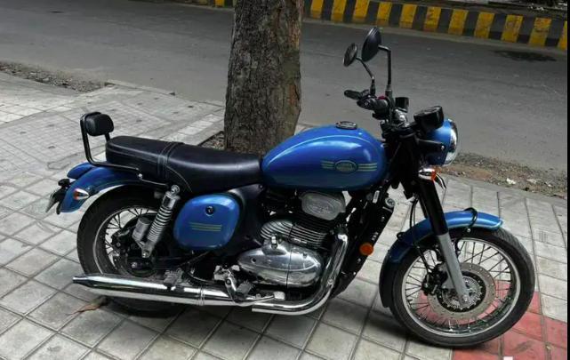 Jawa Forty Two 295CC Dual ABS BS6 2021