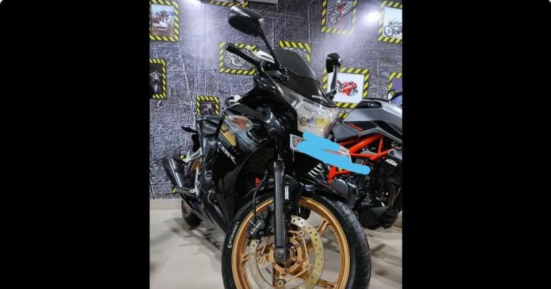 Honda CBR 250R 2013