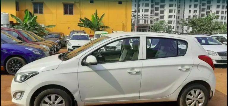 Hyundai i20 Sportz 1.4 CRDi 6 Speed BS-IV 2013