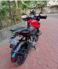 Bajaj Pulsar NS160 2018