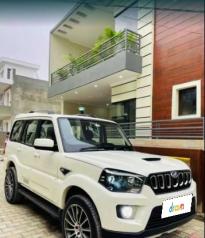 Mahindra Scorpio S7 140 bhp 2WD 2017