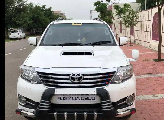 Toyota Fortuner 3.0 4x4 AT 2013