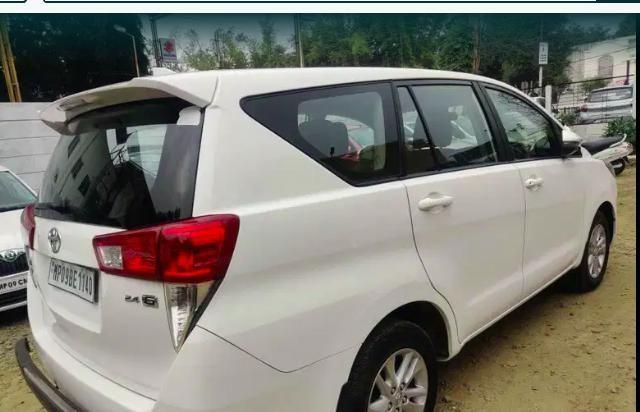 Toyota Innova Crysta 2.4 G Plus 8 STR 2020
